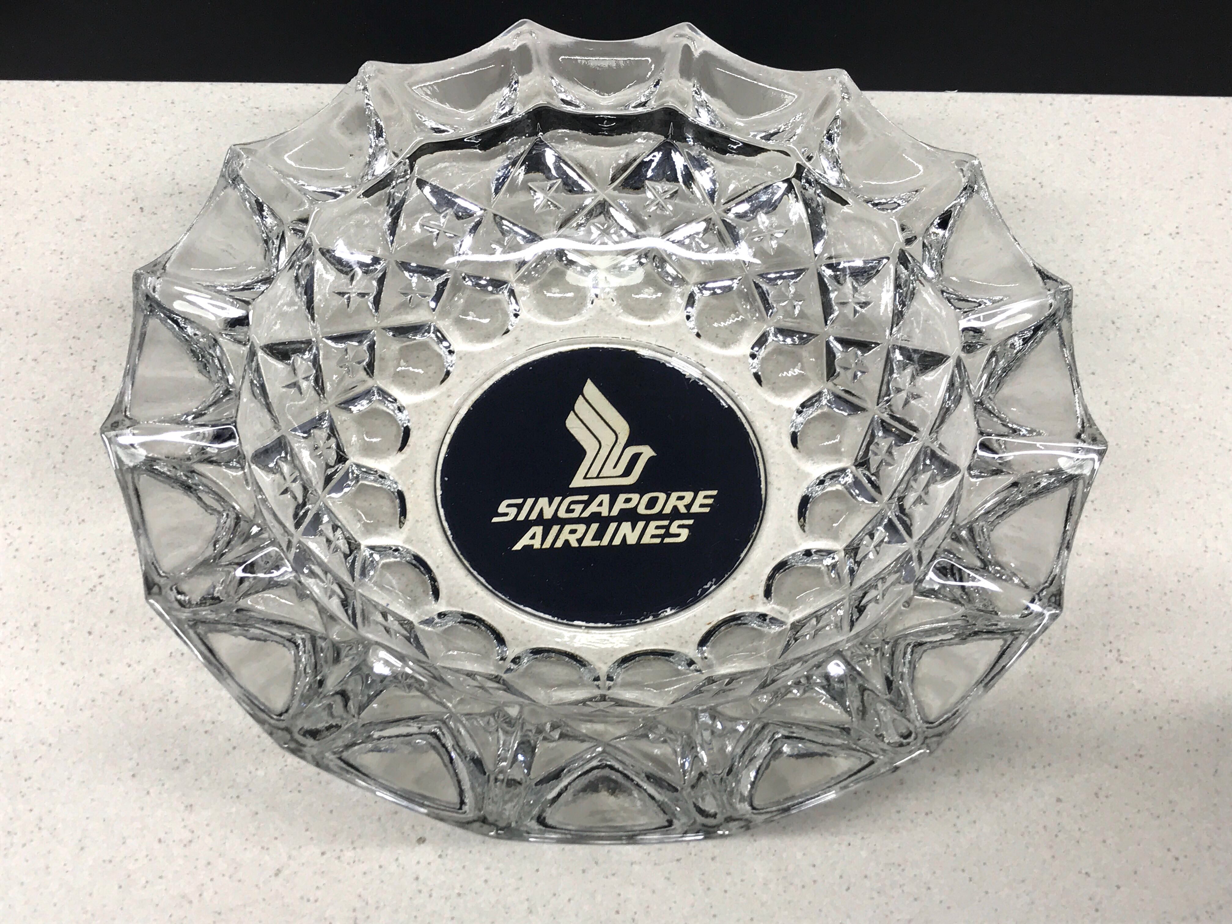 Vintage Singapore Airlines Ashtray , Hobbies & Toys, Memorabilia