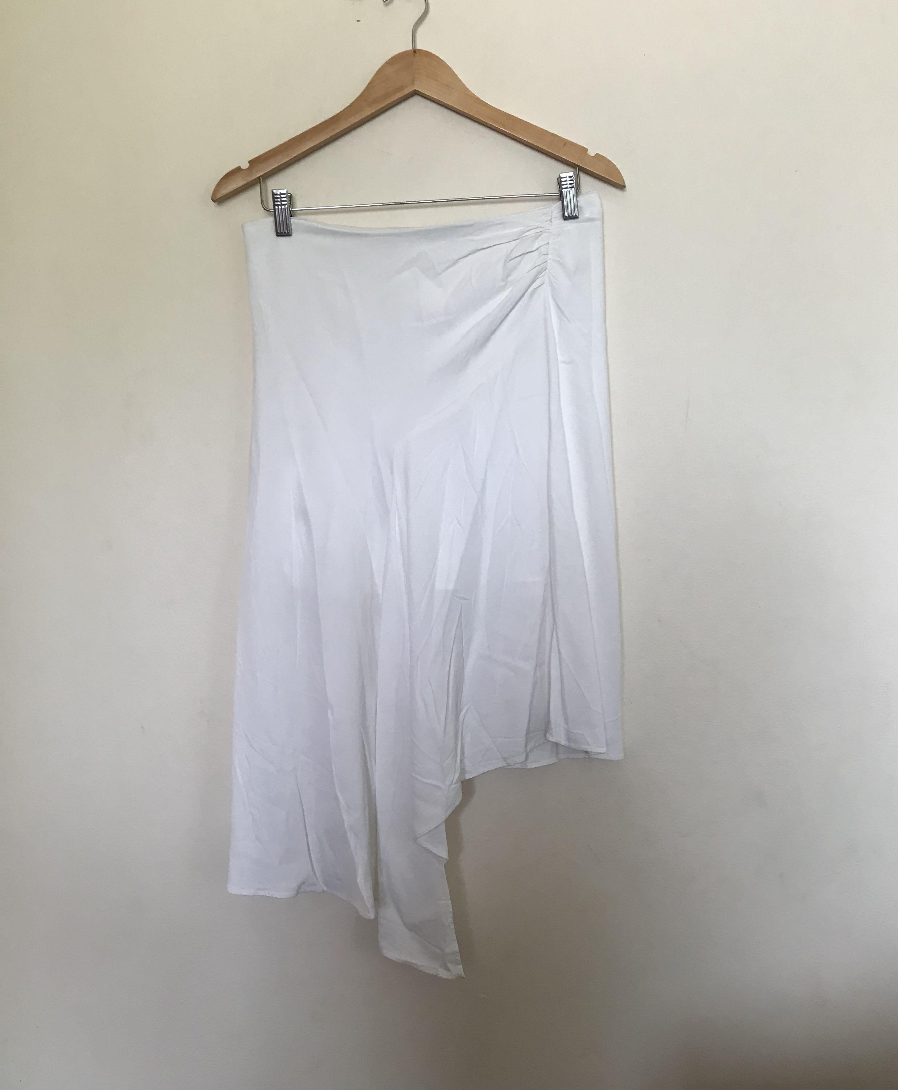 ZARA WOMAN STUDIO Asymmetrical White Skirt, Women's Fashion, Bottoms,  Skirts on Carousell