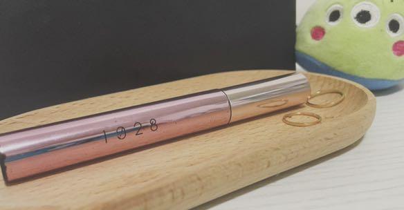 二手化妝品-1028飛激長瞬翹防水睫毛膏