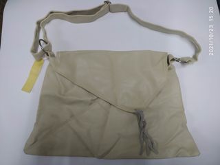 （分類：）位於 。 由 arashi.c 提交（商品編號 1121349759，圖片 1）。簡介： 。