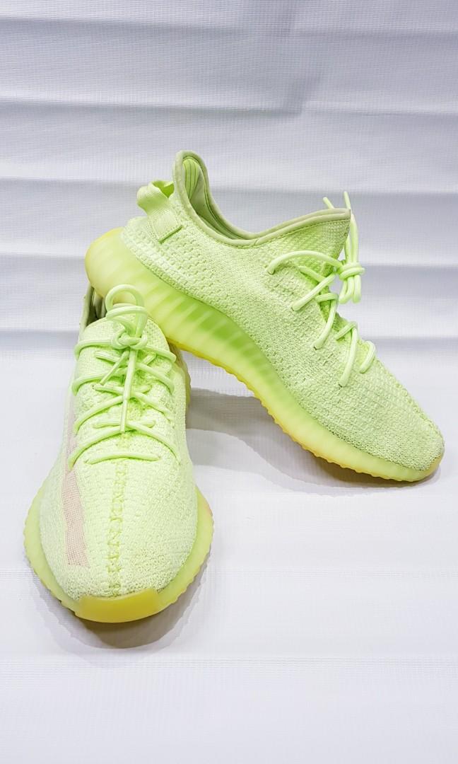 ADIDAS KANYE WEST RELEASE YEEZY 350 V2 GLOW
