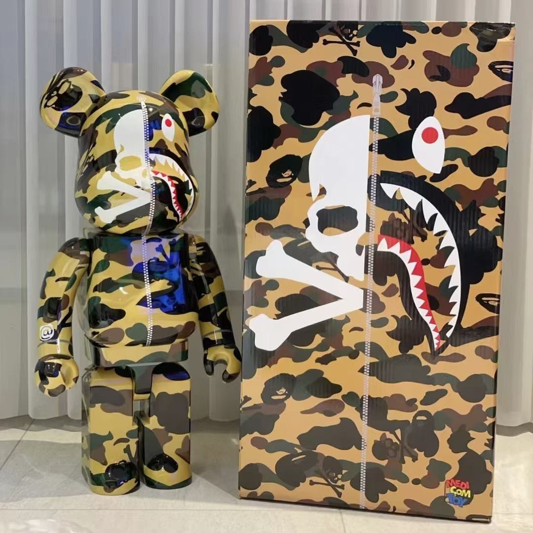 Bearbrick be@rbrick mastermind japan x bape 1000% not 400% mmj セールクーポン 1000% Be@rbrick Mastermind x Bape その他
