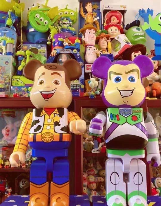 Bearbrick x Toy Story Buzz Lightyear + Woody 1000 set, 興趣及遊戲, 玩具 & 遊戲類