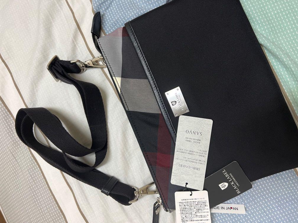 Black label crestbridge pouch clutch sling bag