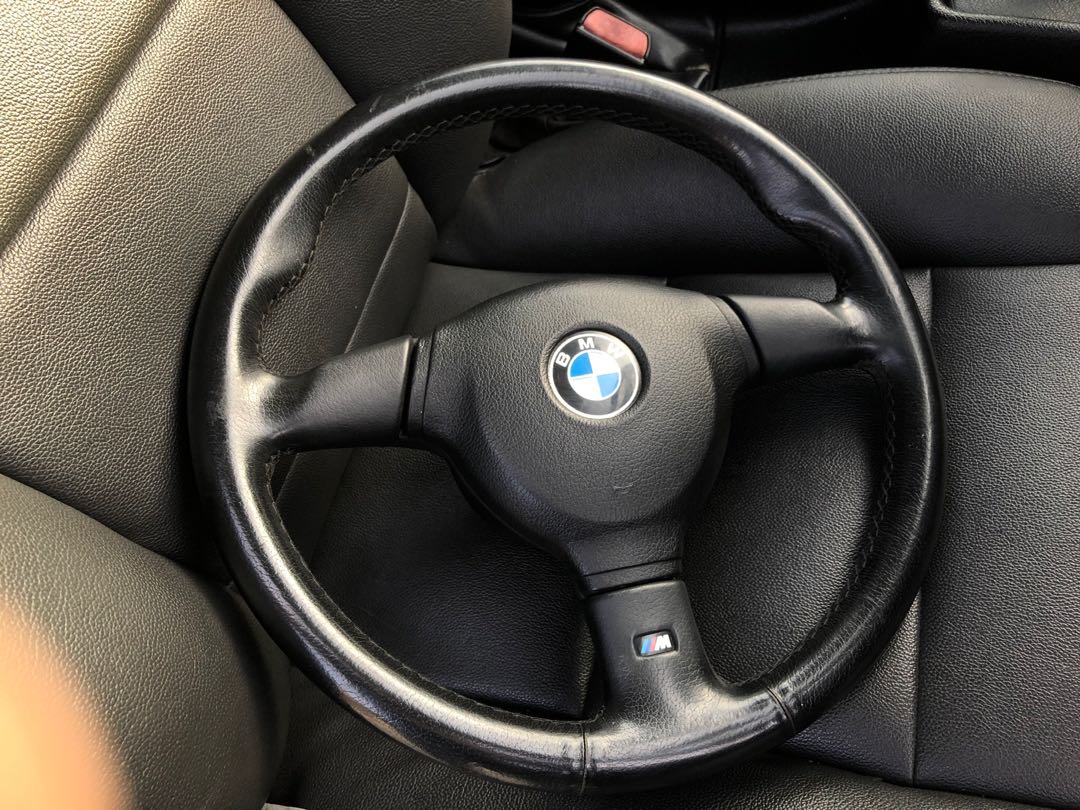 E36 outlet steering wheel
