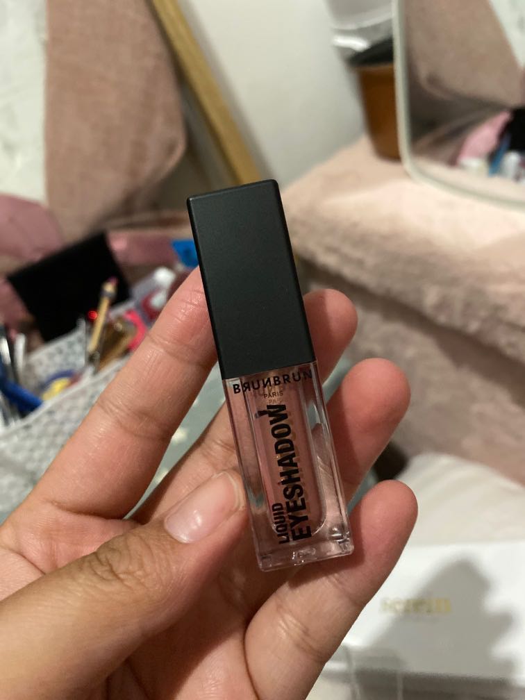 Brun Brun Liquid Eyeshadow Kesehatan Kecantikan Rias Wajah Di Carousell