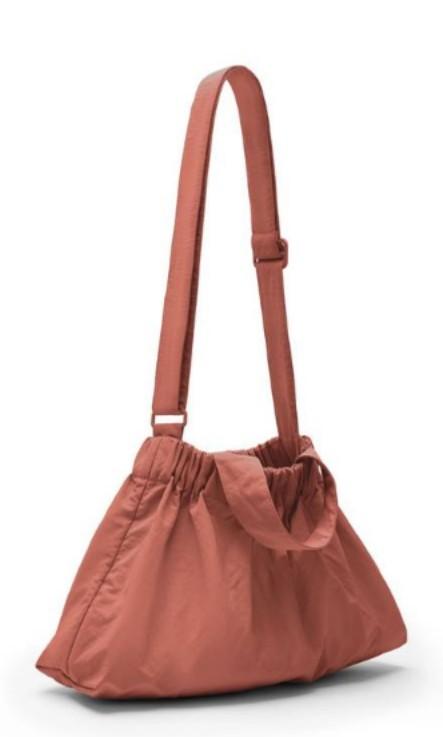 beyond the vines bag xs