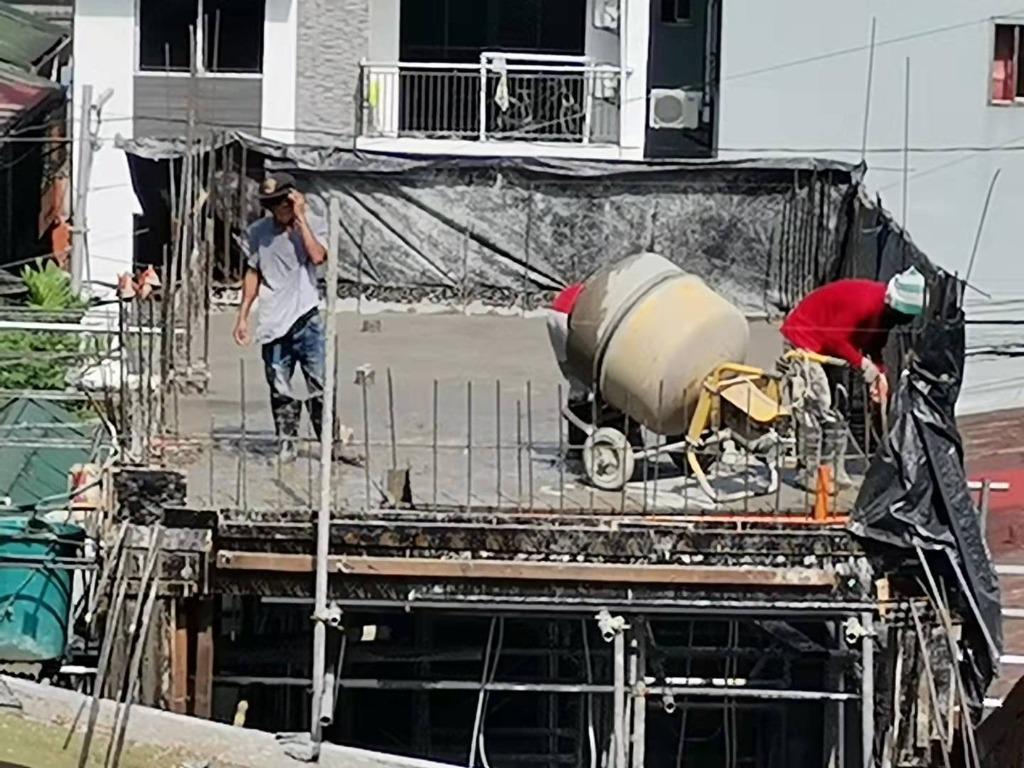 CEMENT MIXER 350 Liters 1 Bagger (Category: Construction & Building Materials) located in Manila. Submitted by mago_lifting (Listing ID 1037671754, Image 3). Description: Volts: 220/230 Power: 2.2 Kw / 3 Horse Power Motor Speed: 1400 Total Dimension: L: 130 cm W: 80 cm H: 102 cm Total Weight: 100 Kg Important Notes: * don't use if power is less than 200 Volts * if alarm went on stop using it means its overheating, let the motor rest * always clea
