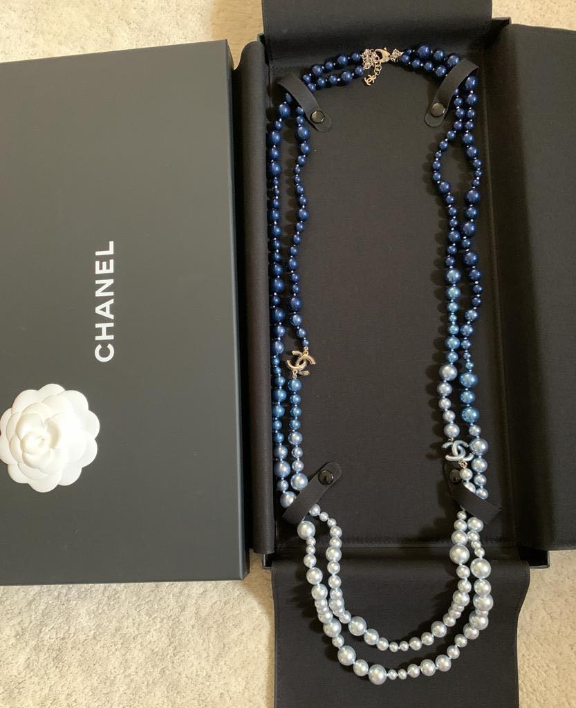 Chanel Long Pearl Necklace, Luxury 