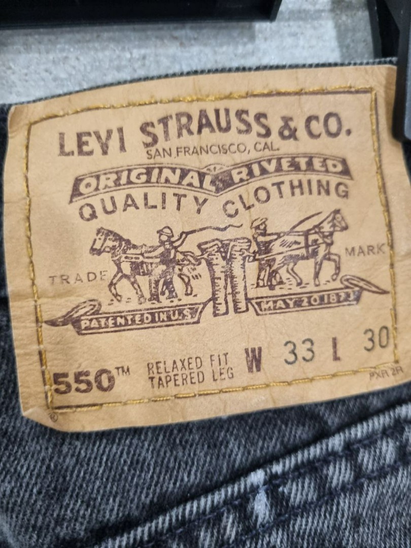 classic relaxed 550 jeans