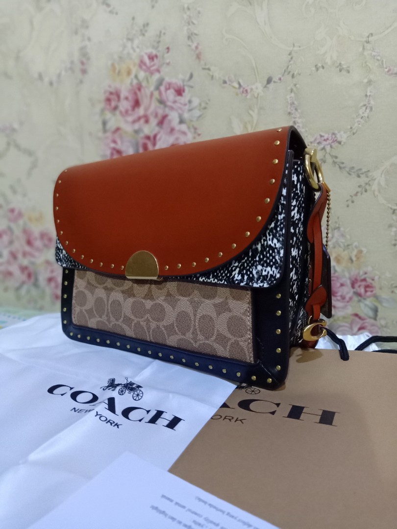 Coach dreamer 2025 shoulder bag snakeskin