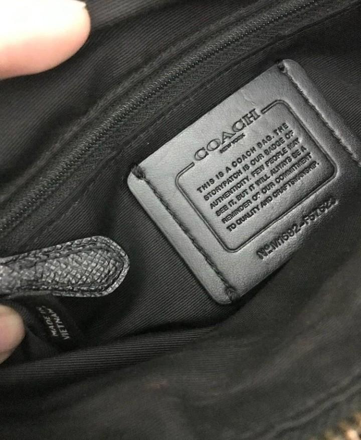 COACH MADE IN VIETNAM KULIT ASLI, Fesyen Wanita, Tas & Dompet di Carousell