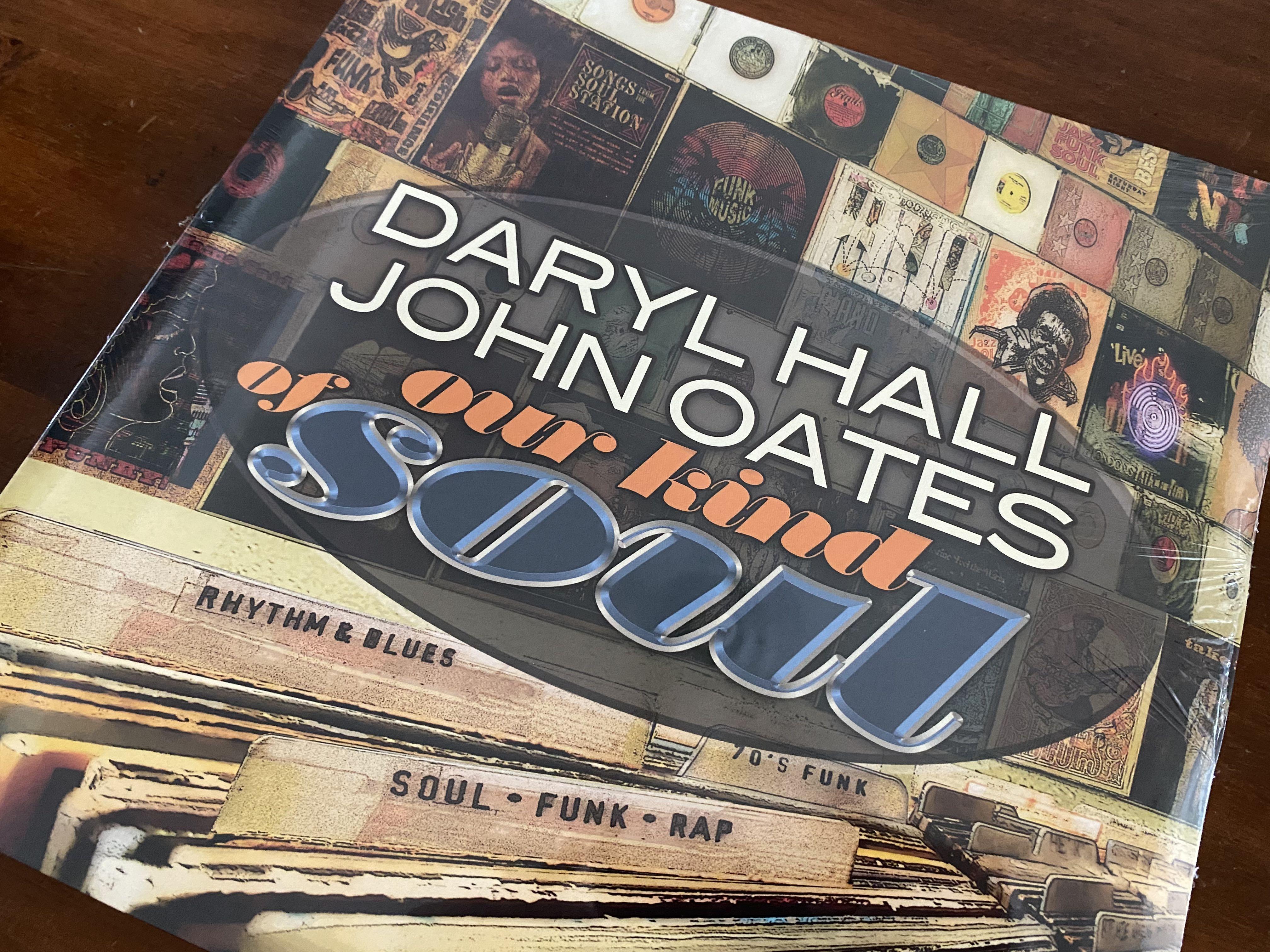 Daryl Hall & John Oates - Voices (Vinyle Usagé) main image 0