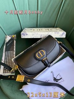 (Category: ) located in . Submitted by js_boutique (Listing ID 1121175865, Image 1). Description: .