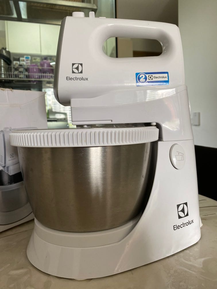 Electrolux Stand mixer EHSM3417, TV & Home Appliances, Kitchen