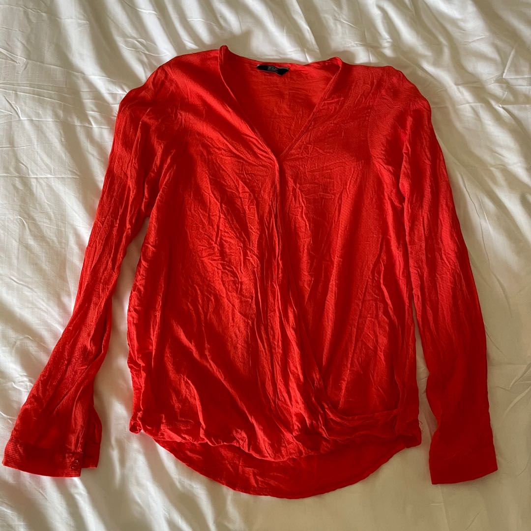 F&F top, Women's Fashion, Tops, Longsleeves on Carousell