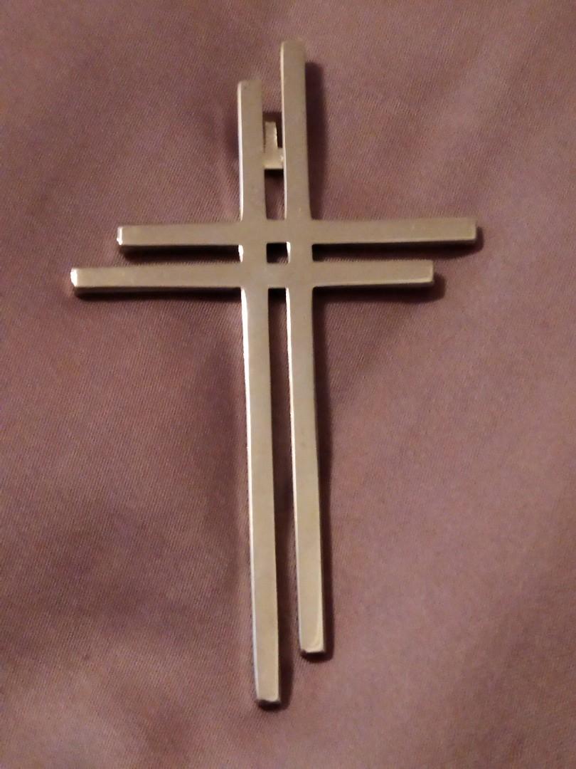 Pure silver cross deals