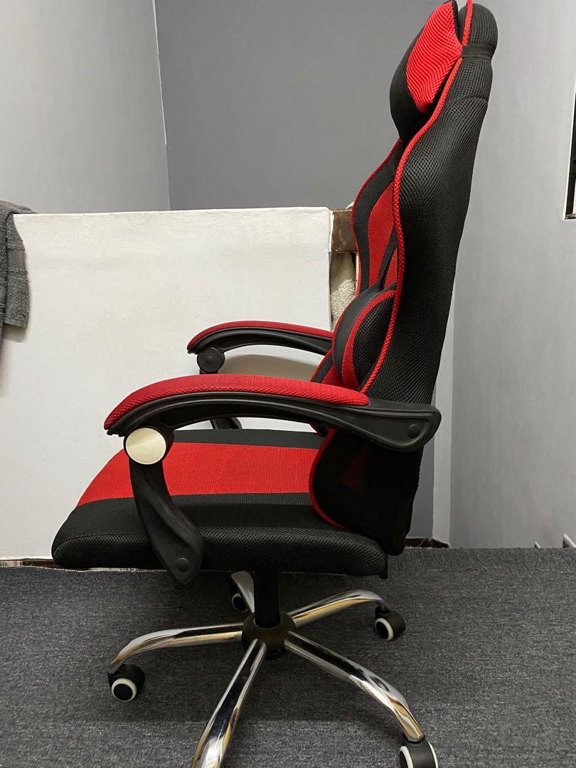 Gaming chair rm200, Furniture & Home Living, Furniture, Chairs on Carousell
