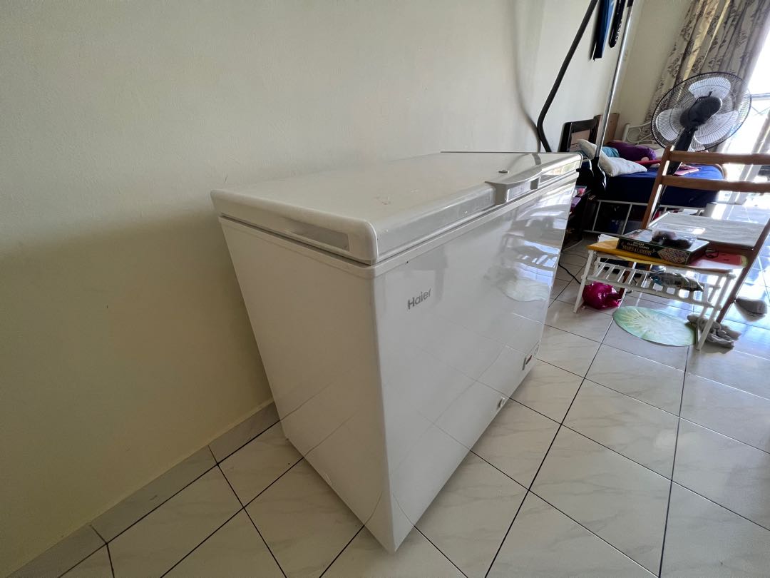 HAIER 207L Convertible Chest Freezer BD248HP, TV & Home Appliances