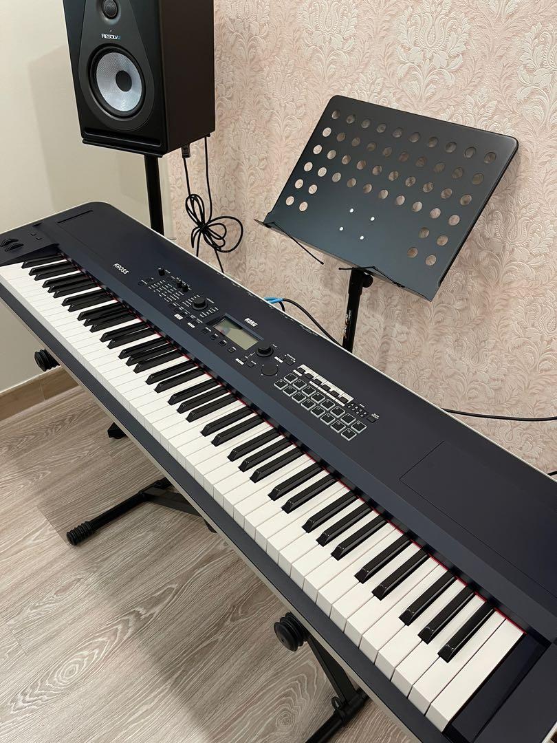 Korg Kross 2 88 Keys full set with Samson resolve speakers speaker stand and pedal