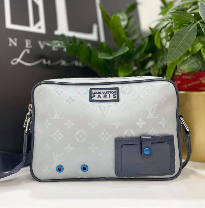 😱RARE!!😱BNIB 2019 Louis Vuitton Galaxy Alpha Messenger Monogram Sling bag,  Luxury, Bags & Wallets on Carousell