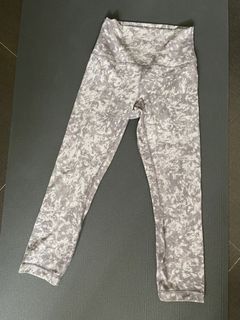 （分類：）位於 。 由 hellooooo.k 提交（商品編號 1121211800，圖片 1）。簡介： 。