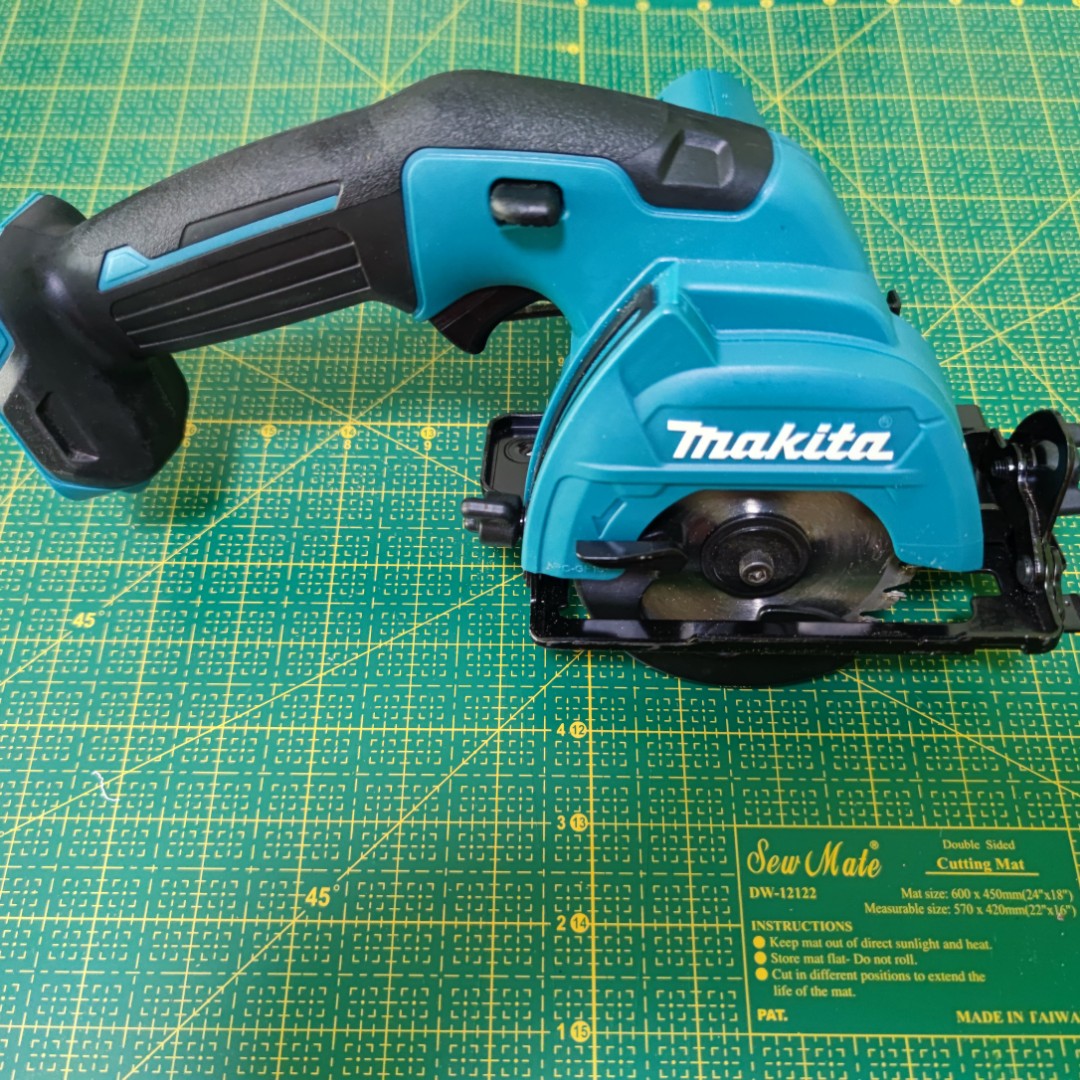 Makita Circular Saw, Furniture & Home Living, Home Improvement