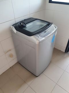 (Category: ) located in . Submitted by paparazzif (Listing ID 1121336075, Image 1). Description: .