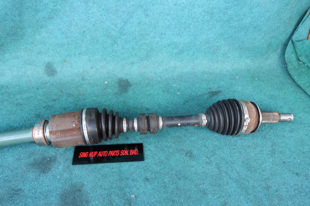 NISSAN XTRAIL T32 DRIVE SHAFT RH, Auto Accessories on Carousell