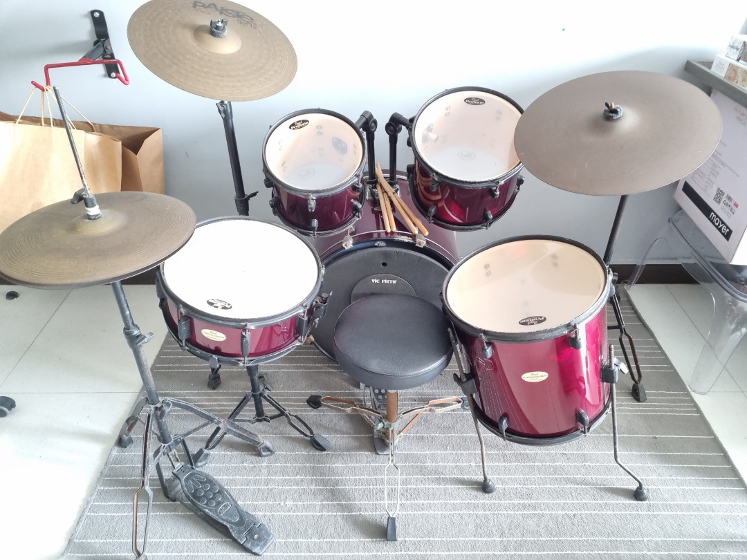 Pearl forum series drum set, Hobbies & Toys, Music & Media, Musical Instruments on Carousell