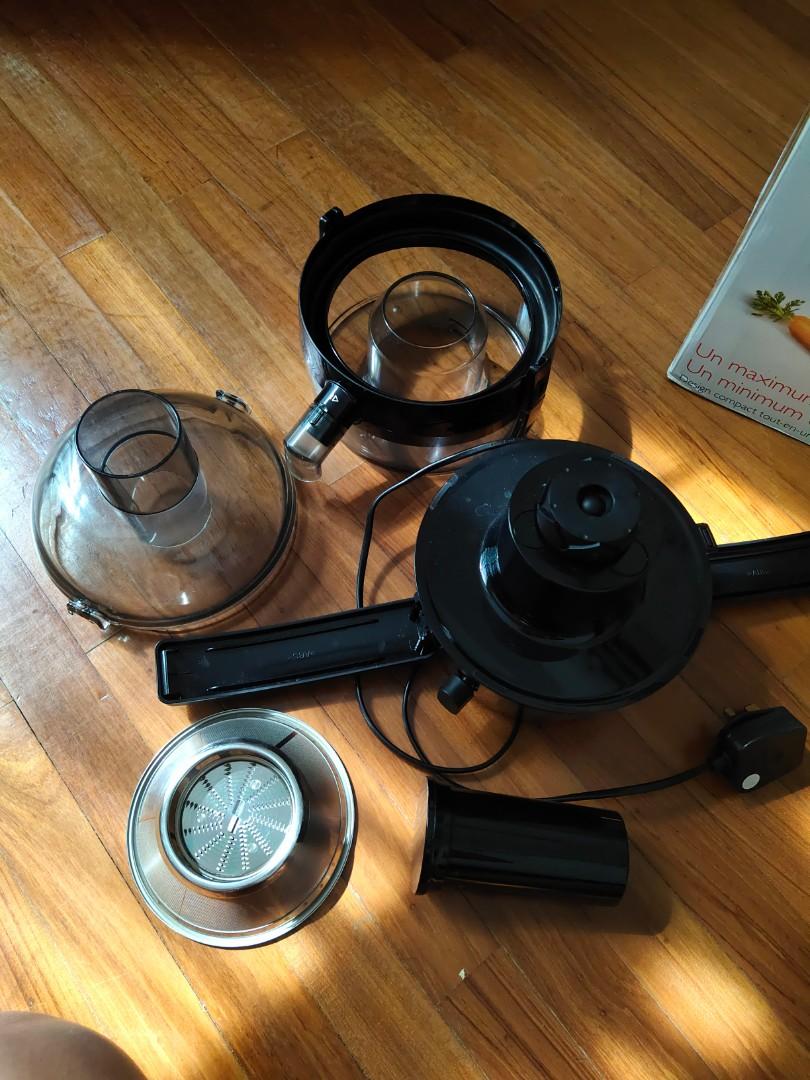 Philips juicer quick clean new HR1832/00, TV & Home Appliances, Kitchen Appliances, Juicers