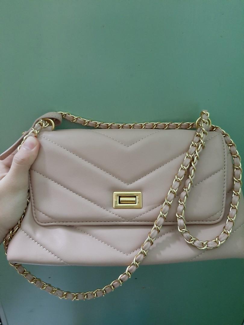 Nakbebel on X: RT @AlanisLyy: Exclusive Handbag from Christy Ng that you  can get on @ShopeeMY A thread — #Alanishop  / X