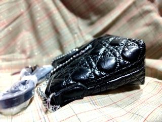 (Category: ) located in . Submitted by leatherhouse (Listing ID 1121349229, Image 1). Description: .