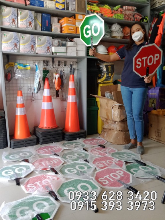 Road safety signage Stop and Go Paddle Sign, Commercial & Industrial ...