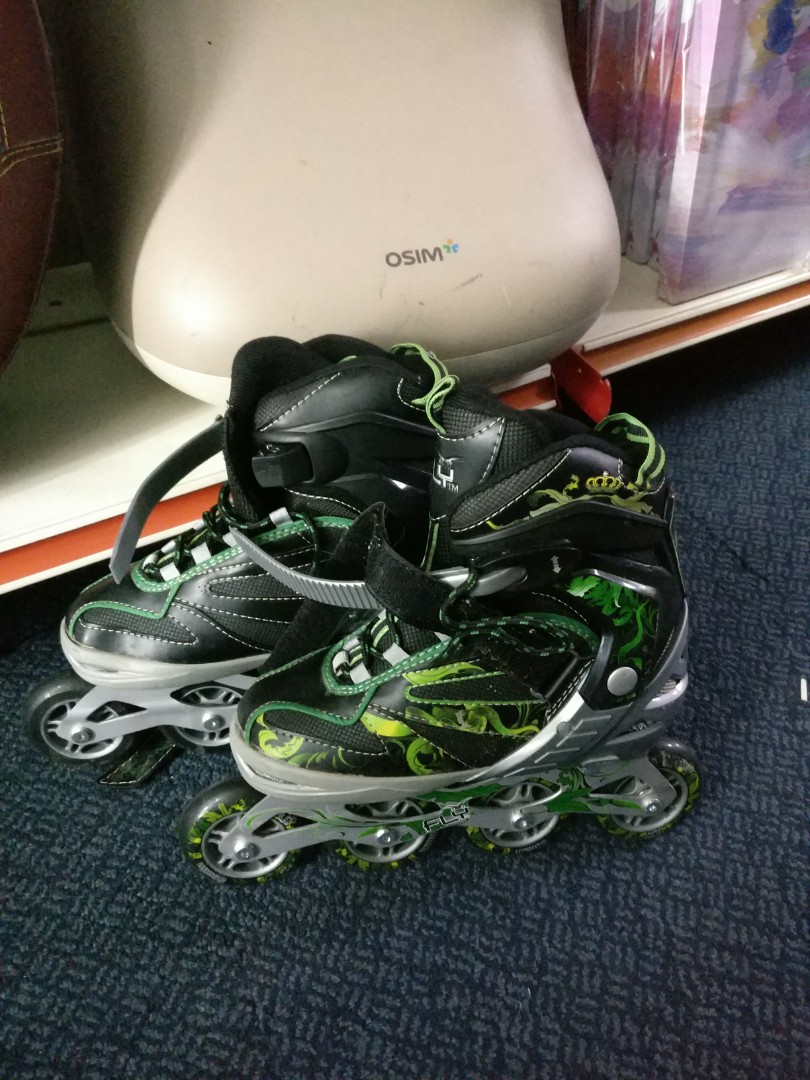 Roller Skating, Sports Equipment, Exercise & Fitness, Cardio & Fitness