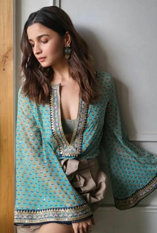 Alia Bhatt Kaftan Dress brand 