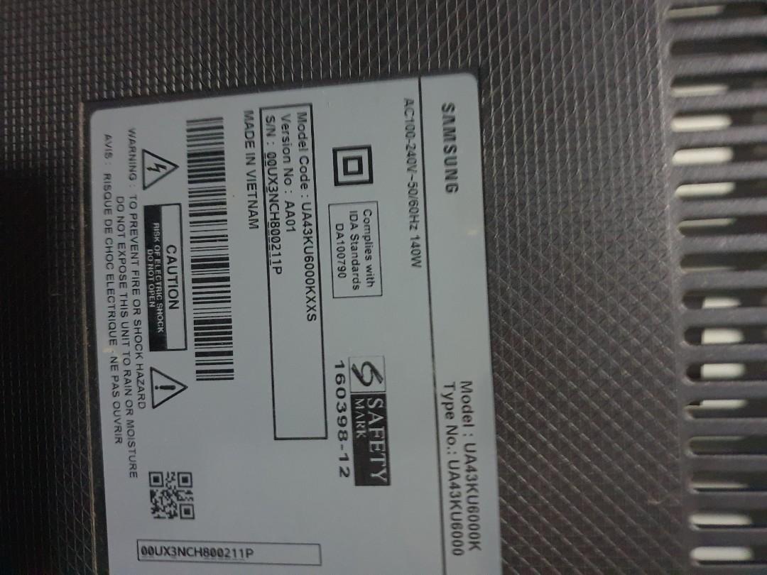 Samsung 43" Smart TV Flickering Screen, TV & Home Appliances, TV