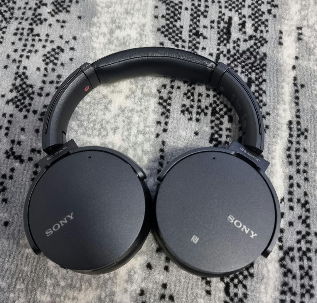 Sony Wireless Headphones MDR-XB950N1 (Category: Headphones & Headsets) located in Bayombong. Submitted by 3dalley (Listing ID 1121258242, Image 1). Description: Sony wireless noise canceling headphones Heavy bass model Model Code: MDR-XB950N1 Used with minimal scratches RFS: Updgrade to buds.