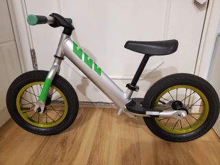 （分類：）位於 。 由 manstanley1980 提交（商品編號 1121362056，圖片 1）。簡介： 。
