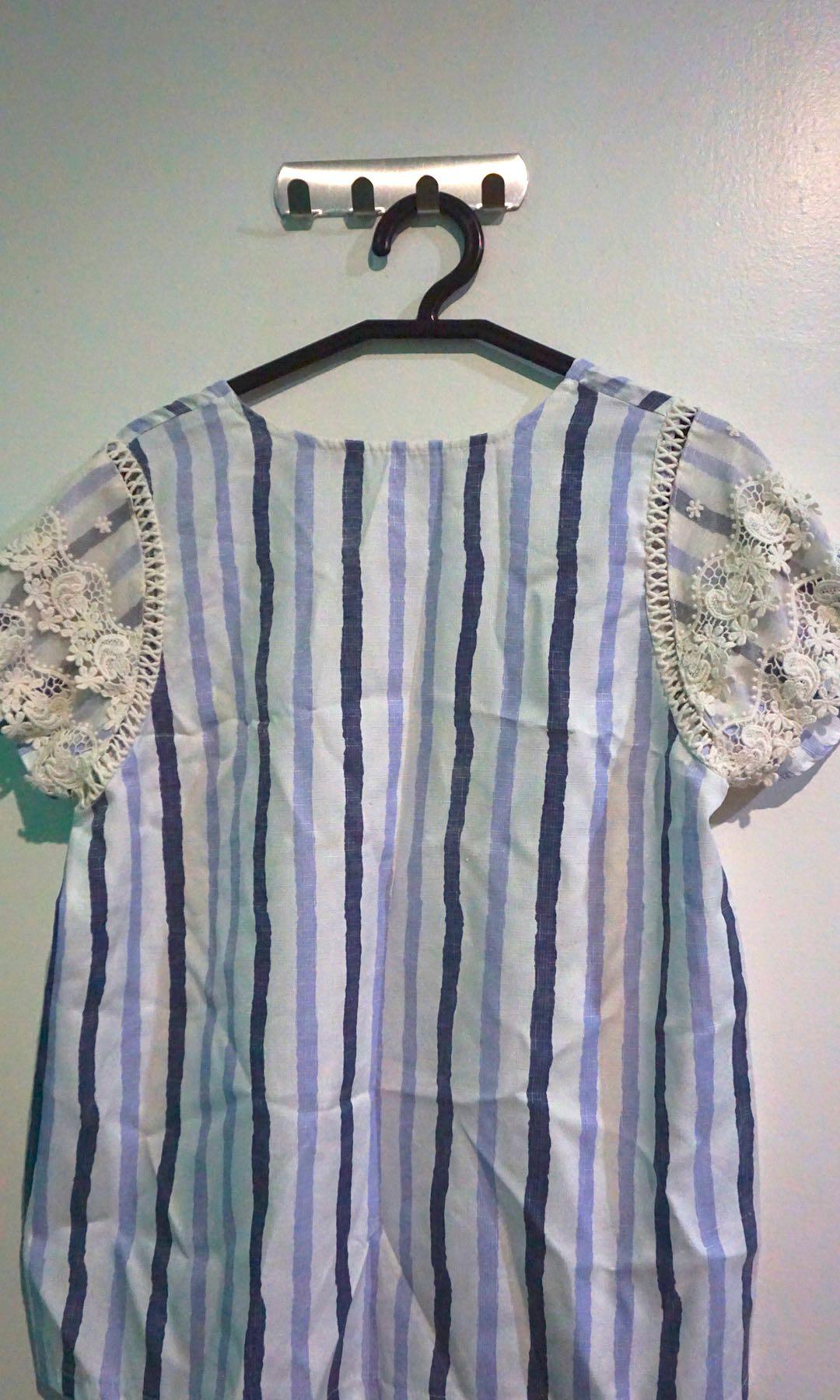 Striped Blouse with Lace Accents (Category: Blouses) located in Pasay City. Submitted by aeys19 (Listing ID 1121365060, Image 2). Description: Striped blouse with lace sa may sleeves. Very nice yung tela, malambot at maaliwalas. Size: Fits Medium to Large Shoulder: 14 inches Bust: 19.5 inches Length: 23 inches Please read the description carefully. Payment via Gcash or Paymaya. Buyer has 2 days after an offer is accepted for the offer to stand, o
