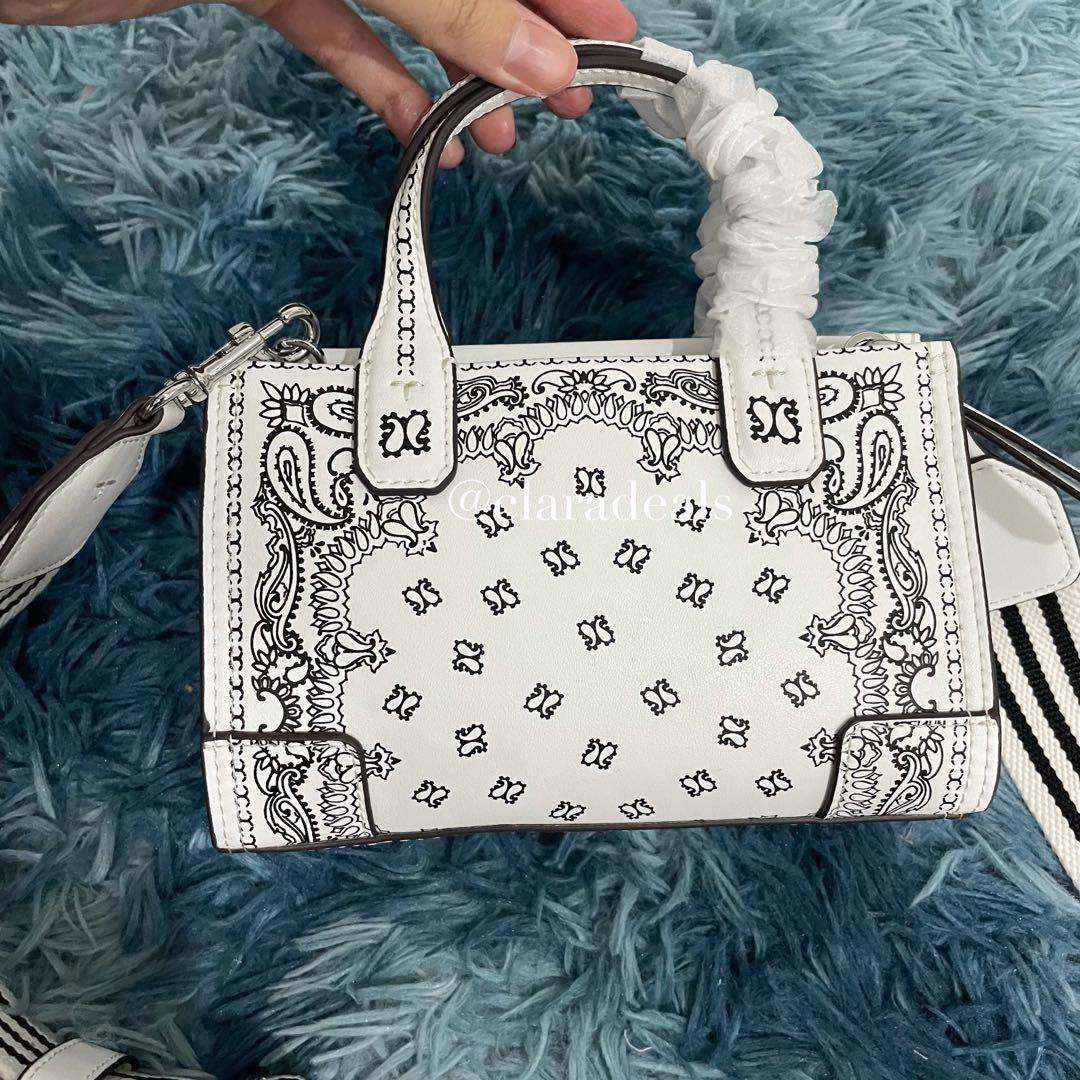 Tory Burch Micro Ella Tote in America Bandana, Women's Fashion, Bags &  Wallets, Tote Bags on Carousell