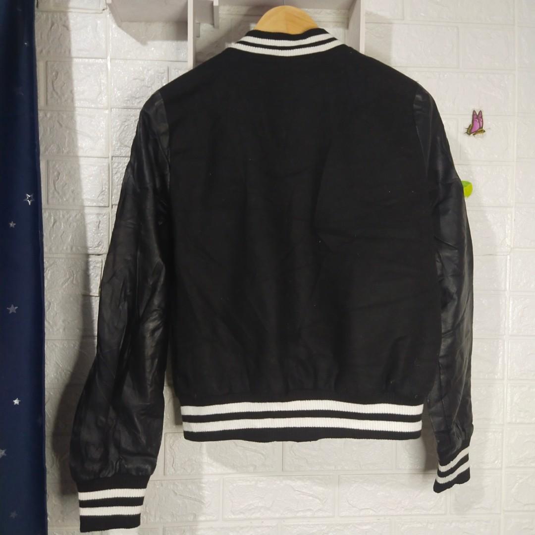 VARSITY BOMBER JACKET FOR WOMEN AMBIANCE APPAREL SIZE MEDIUM