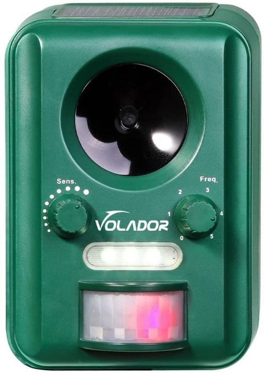 VOLADOR Cat Repellent Motion Activated Ultrasonic Solar Power Battery
