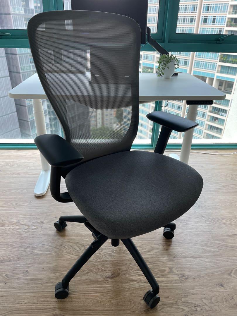 Voxx chair staples store