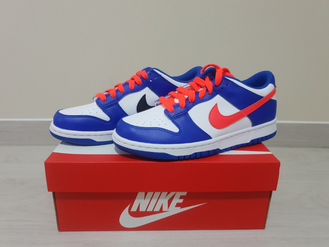 nike dunk low mismatch swoosh