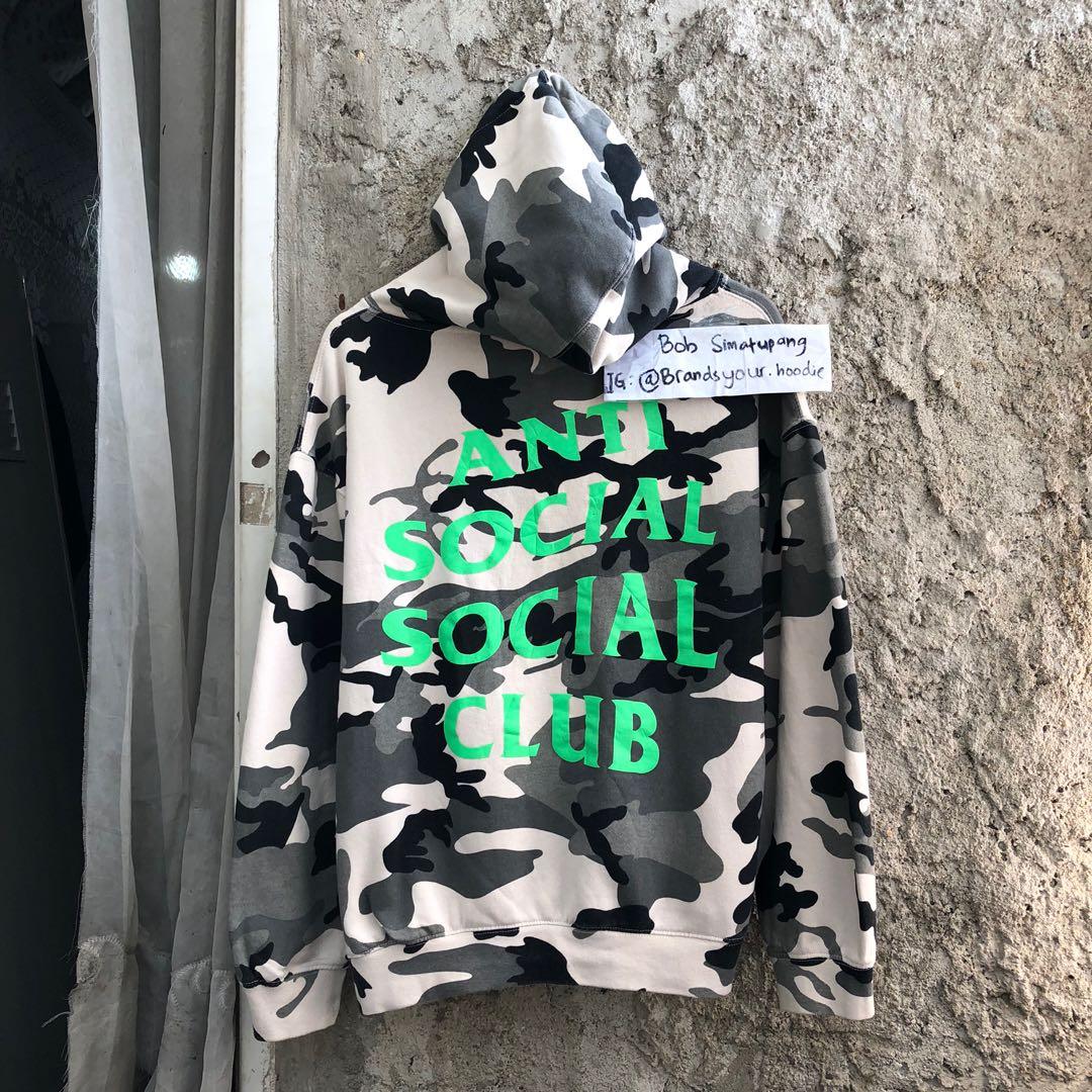 ANTI SOCIAL SOCIAL CLUB LUCID DREAMS CAMO Fesyen Pria Pakaian