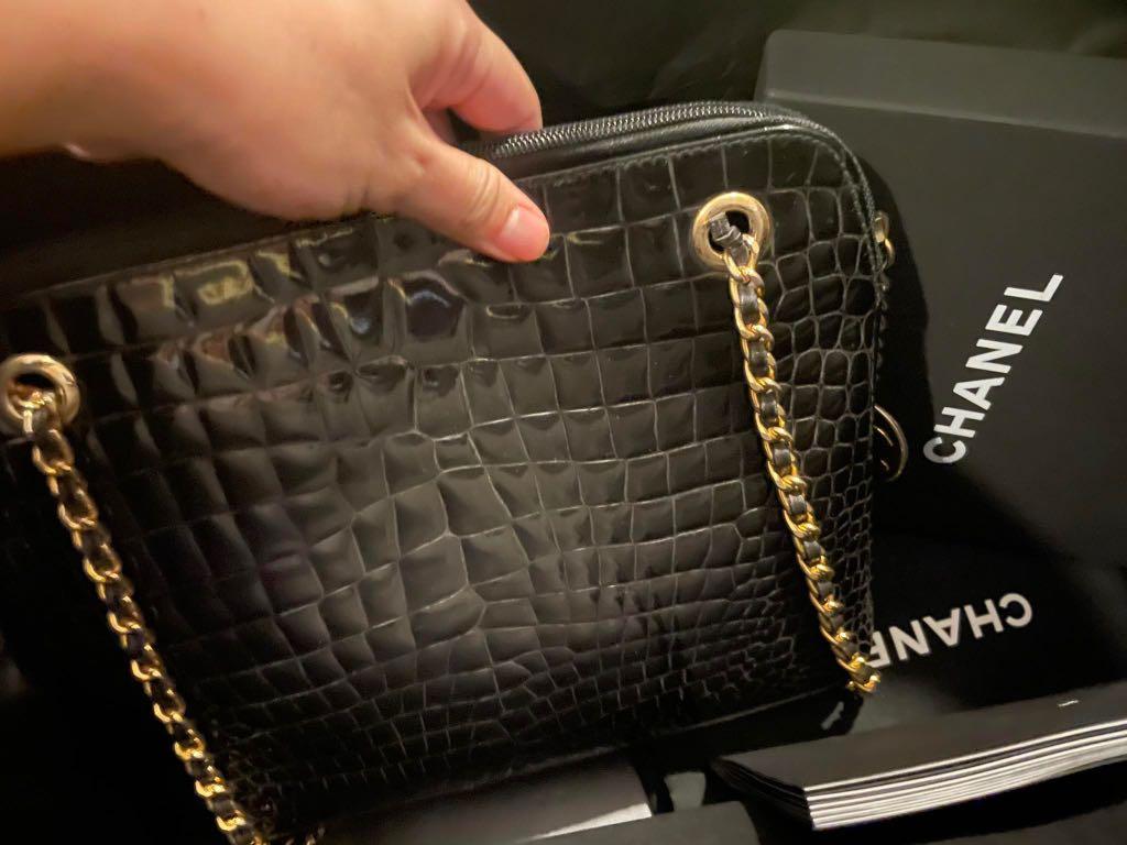 Chanel Vintage Real Genuine Crocodile bag, Luxury, Bags & Wallets on  Carousell