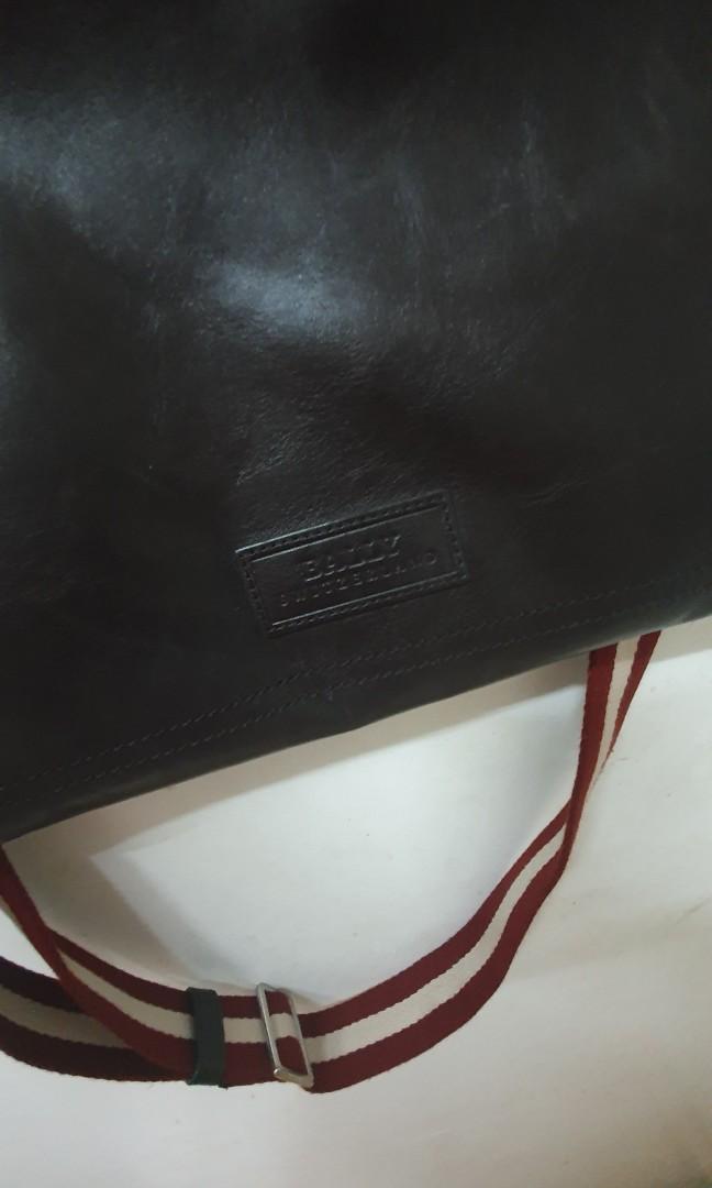 Bally - Authentic Bag (Category: Luxury Bags & Wallets) located in Quezon City. Submitted by anna12annaf (Listing ID 1121517128, Image 3). Description: authentic Bally godd as new bought for $720 with dust bag, cards and tag.