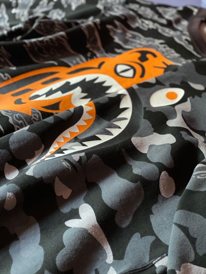 Bape x clearance undefeated tiger shark