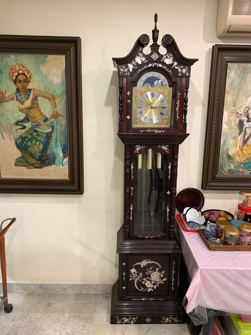 Beautiful Grandfather Clock for sale (not working), Furniture & Home